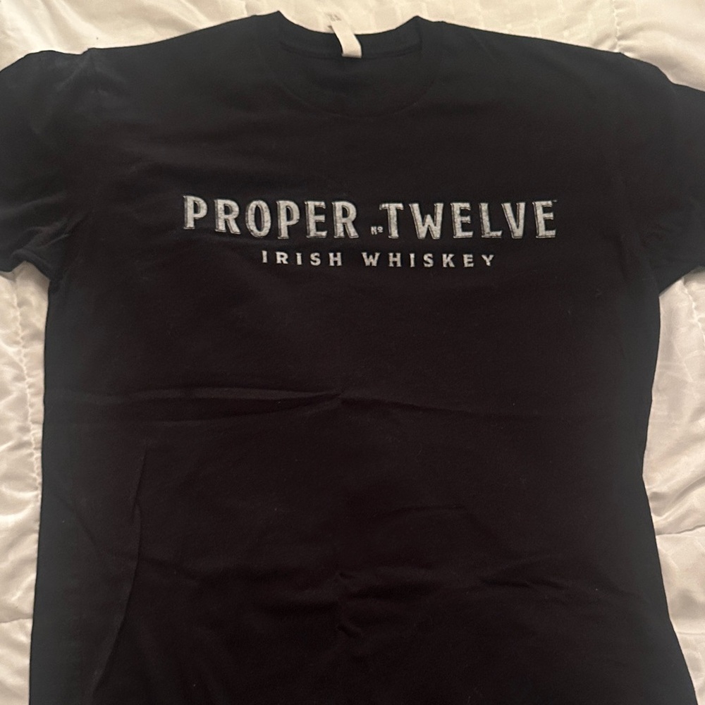 Black Men's Short Sleeve Tee
